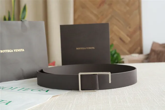 Bottega Veneta Andiamo Ceinture en cuir noir 10