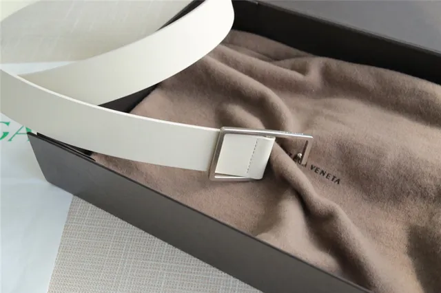 Bottega Veneta Andiamo Ceinture en cuir noir 15