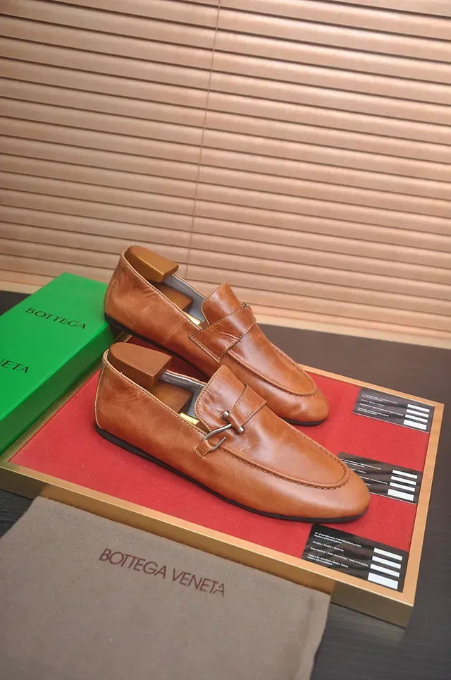 Bottega Veneta Andiamo Brown Black Tan Leather Buckle Strap Loafer 4