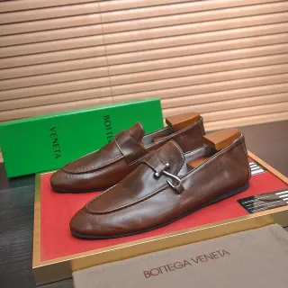Bottega Veneta Andiamo 棕色皮革扣带乐福鞋