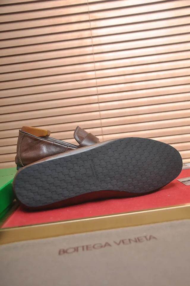 Bottega Veneta Andiamo أحذية جلد بني مع بكل 3
