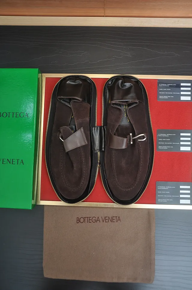 Bottega Veneta Andiamo Mocassins en Daim Marron 5