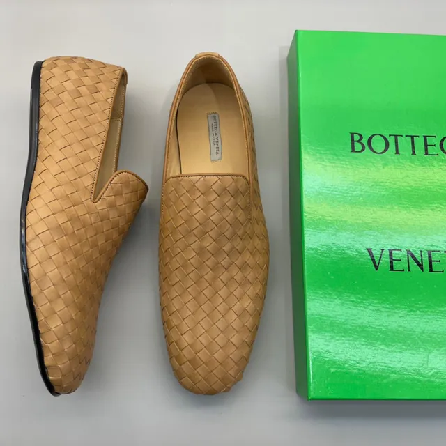 Bottega Veneta Andiamo mocassins tecidos cor tan 2