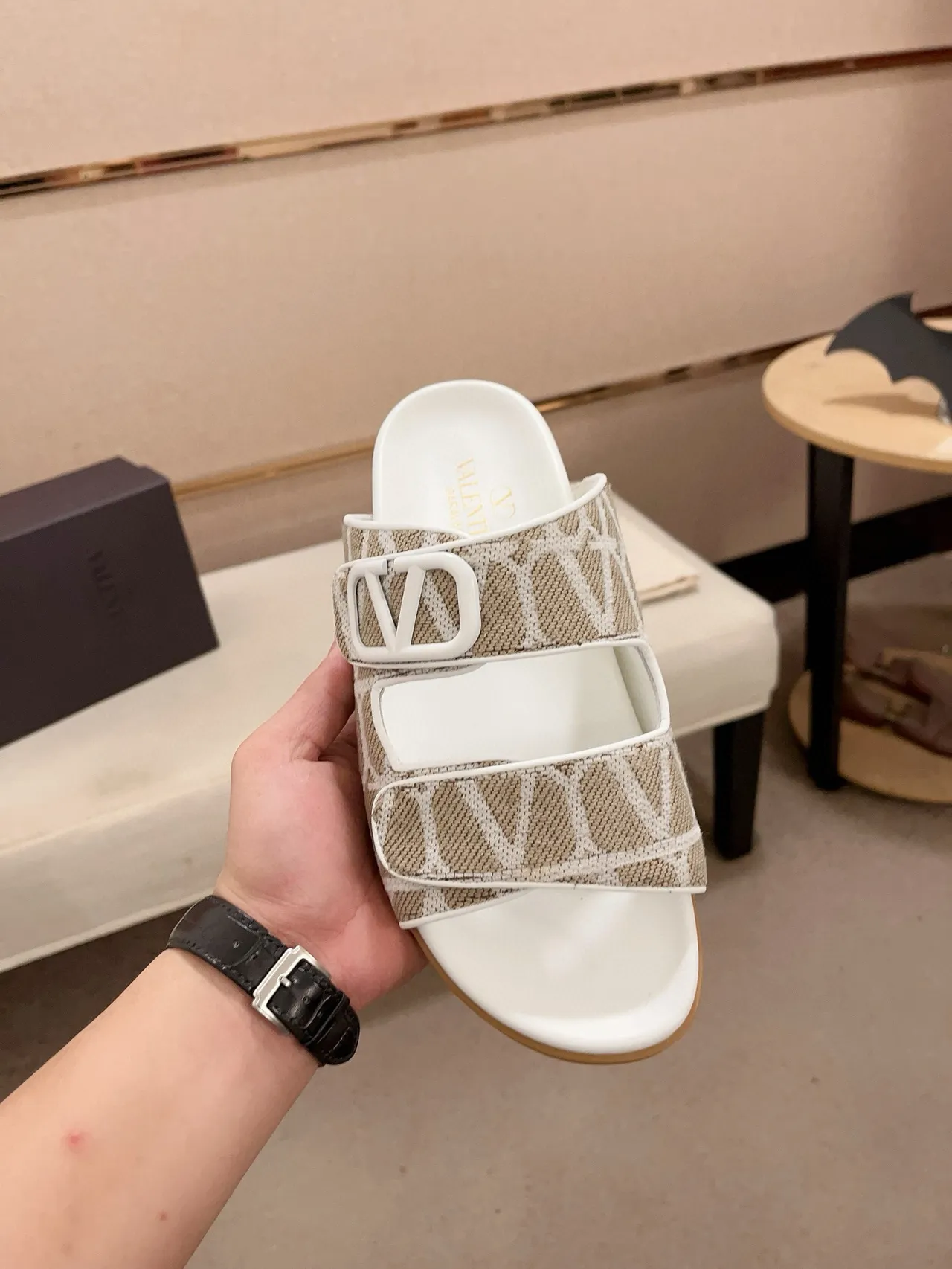 Bottega Veneta بيج أبيض شرائط مزدوجة زلقان منسوج جاكار أعلى نعال 2