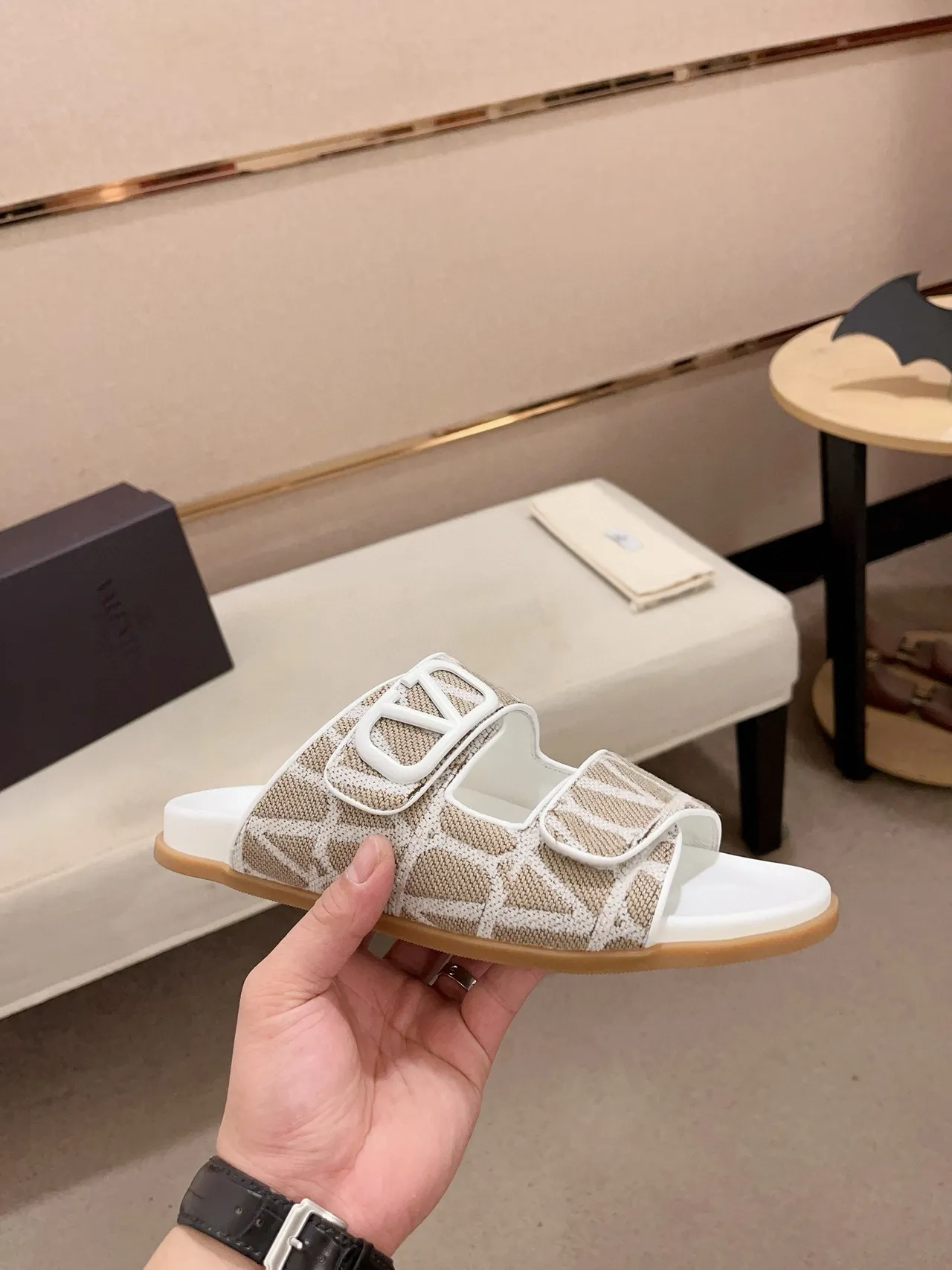 Bottega Veneta بيج أبيض شرائط مزدوجة زلقان منسوج جاكار أعلى نعال 4