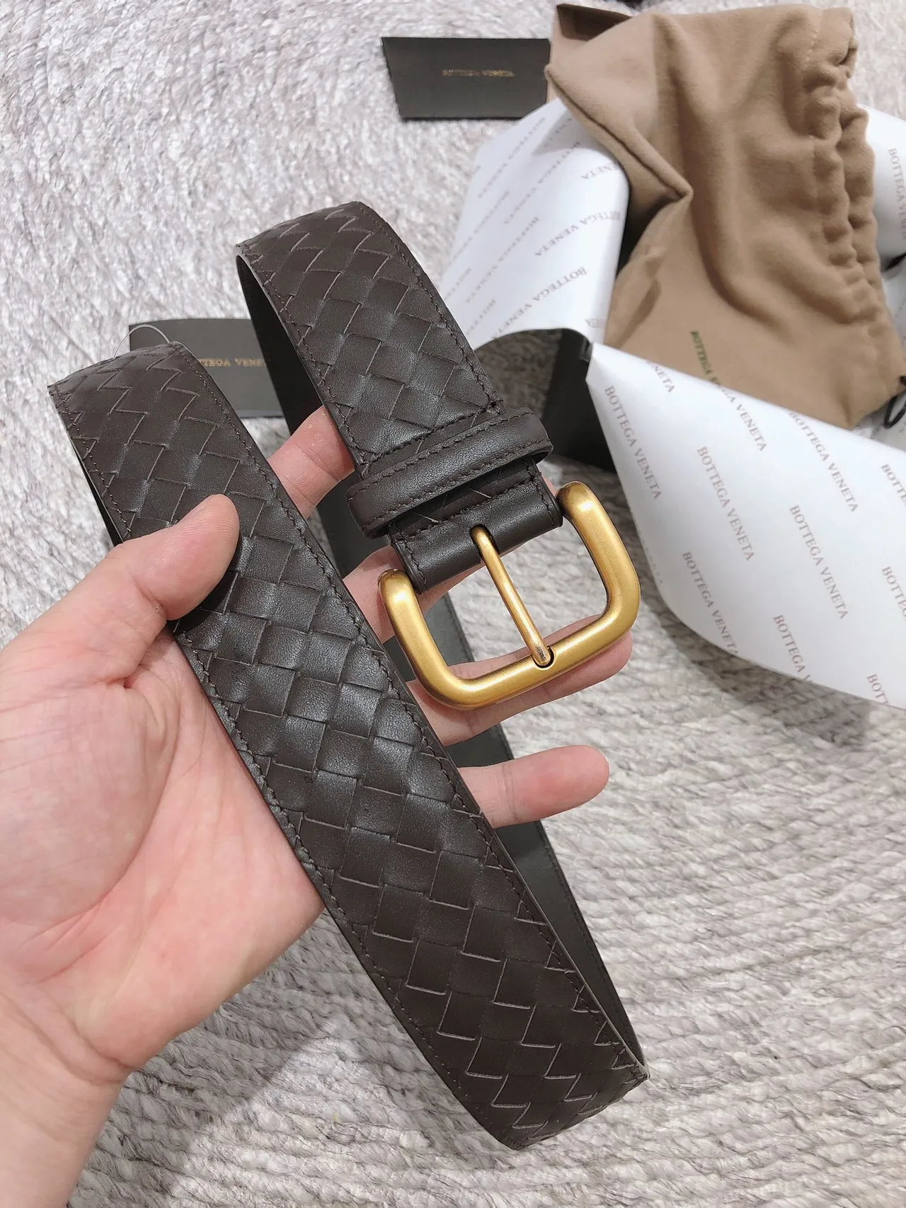 Bottega Veneta Marrom Dourado Intrecciato Tecido Oversized Fivela Retangular Cinto de Couro 2