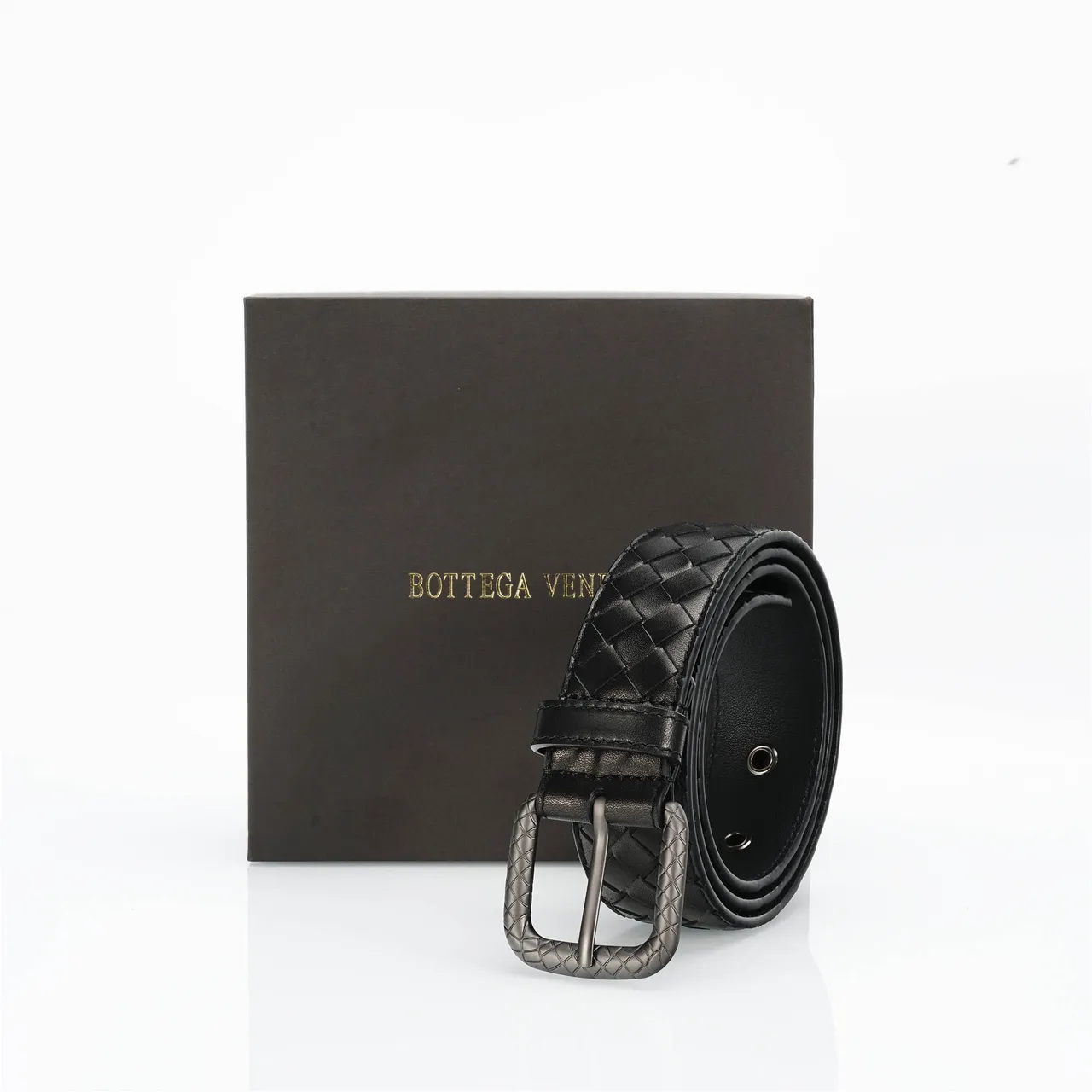 Bottega Veneta Cassette Intrecciato Cinto de couro preto 6