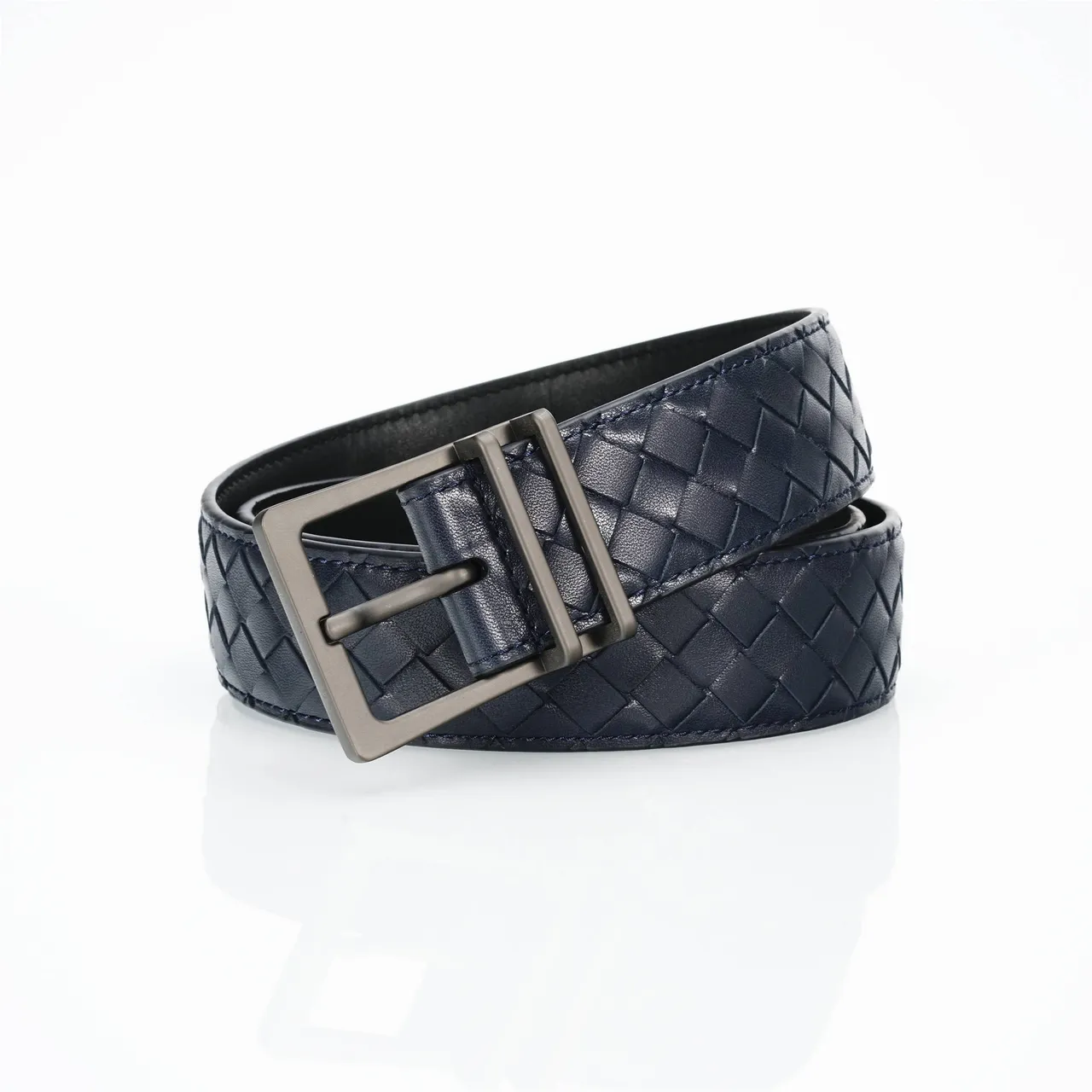 Bottega Veneta Cassette Intrecciato Navy Ceinture en cuir 4