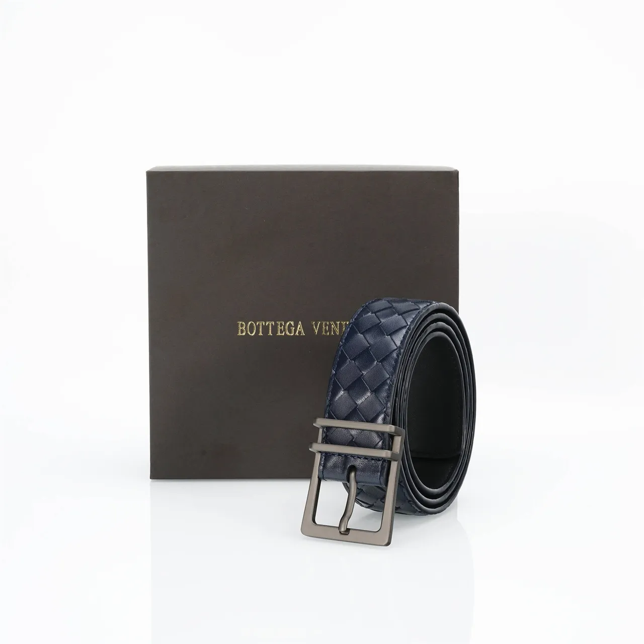 Bottega Veneta Cassette Intrecciato Navy Ceinture en cuir 6
