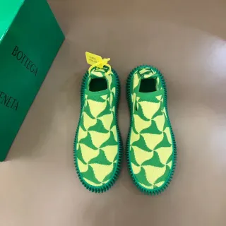 Bottega Veneta Sardine Knit Slip-On أخضر ليموني وأخضر داكن حذاء رياضي