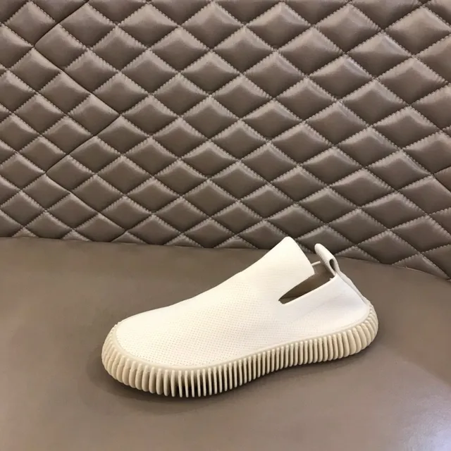 Bottega Veneta Tênis Brancos com Upper de Tricô Borda da Sola Serrilhada 6