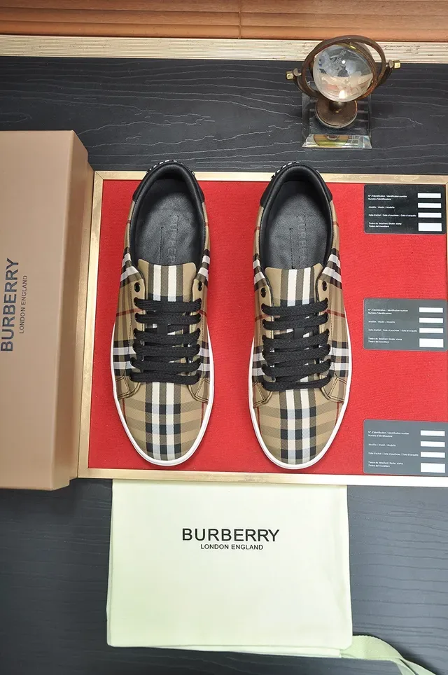 Burberry Beige Noir Motif à Carreaux Textil Supérieur Lacets Lifestyle Sneakers 4