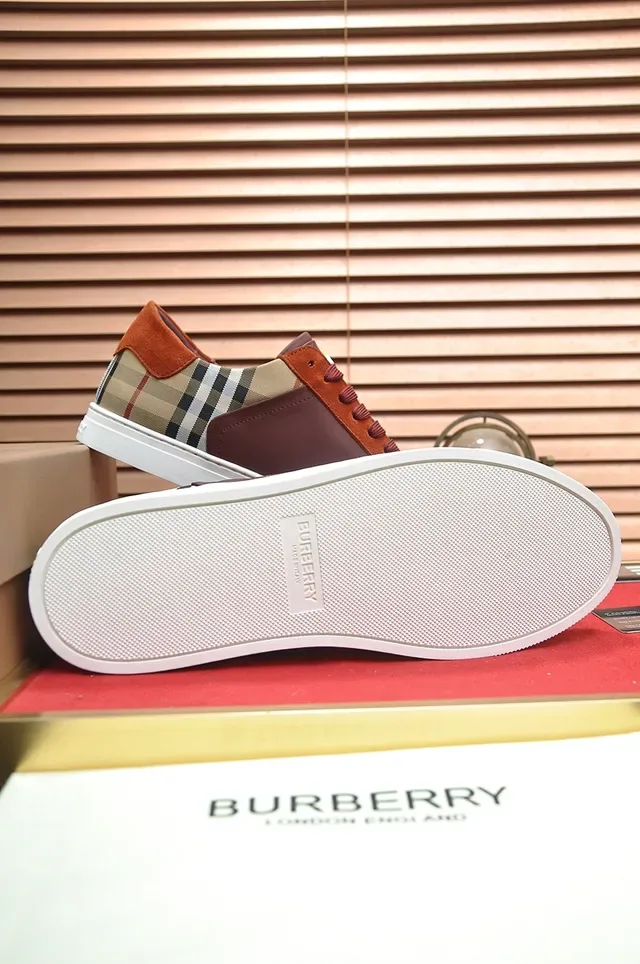 Burberry Brown Beige Mixed-Material Upper Check-Pattern Side Panel Lifestyle Sneakers 2