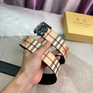 Burberry Knight বেইজ লাল কালো চেক চামড়ার বেল্ট