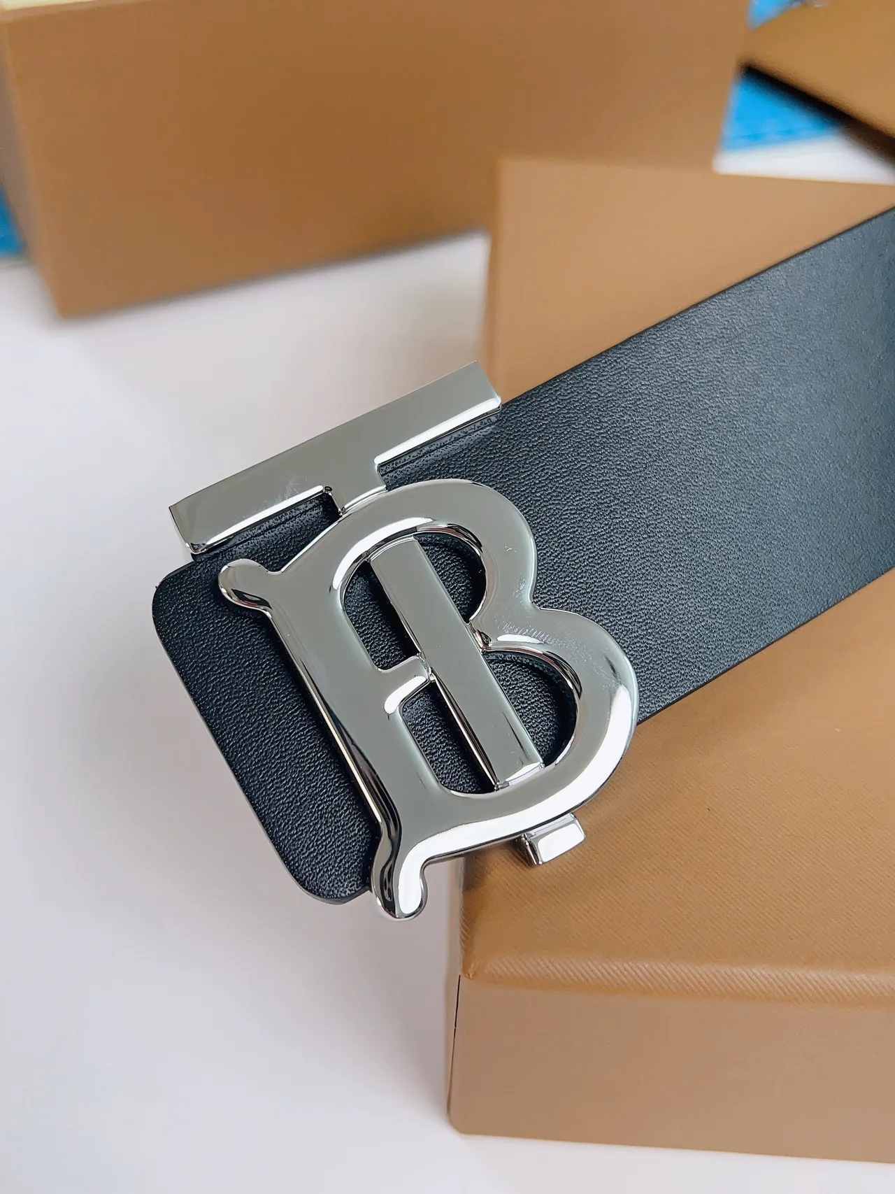 Burberry Knight Black Leather Belt 8