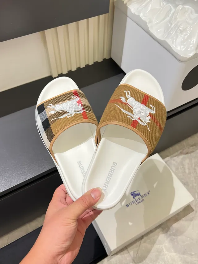 Burberry Knight Check Slide Slippers 9