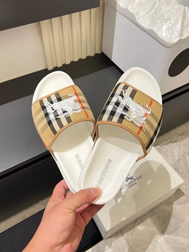 Burberry Knight Check Slide Slippers 11