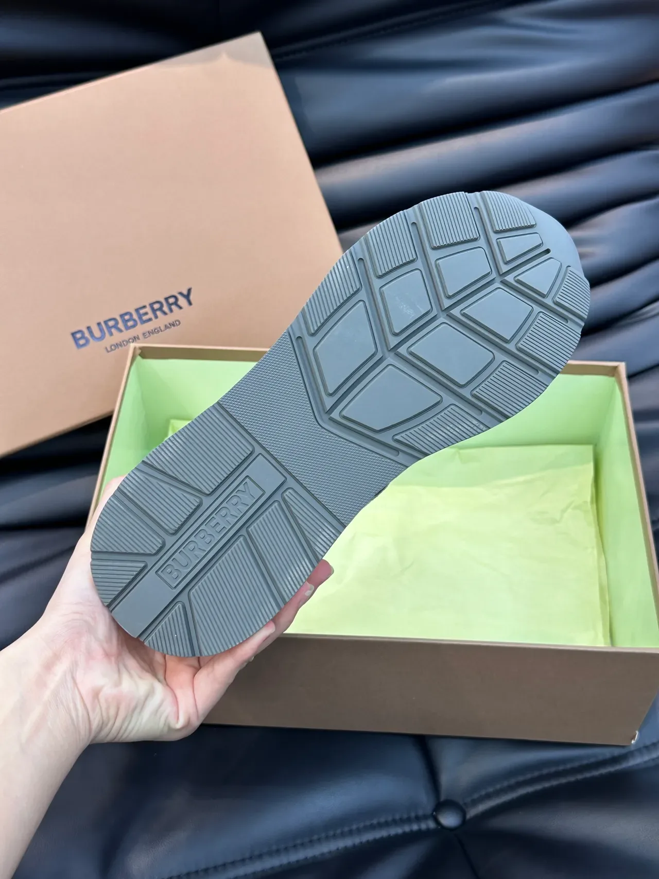 Burberry Knight Gris Blanc Maille Et Synthétique En Couches Semelle Sculptée Sneakers Chunky 2