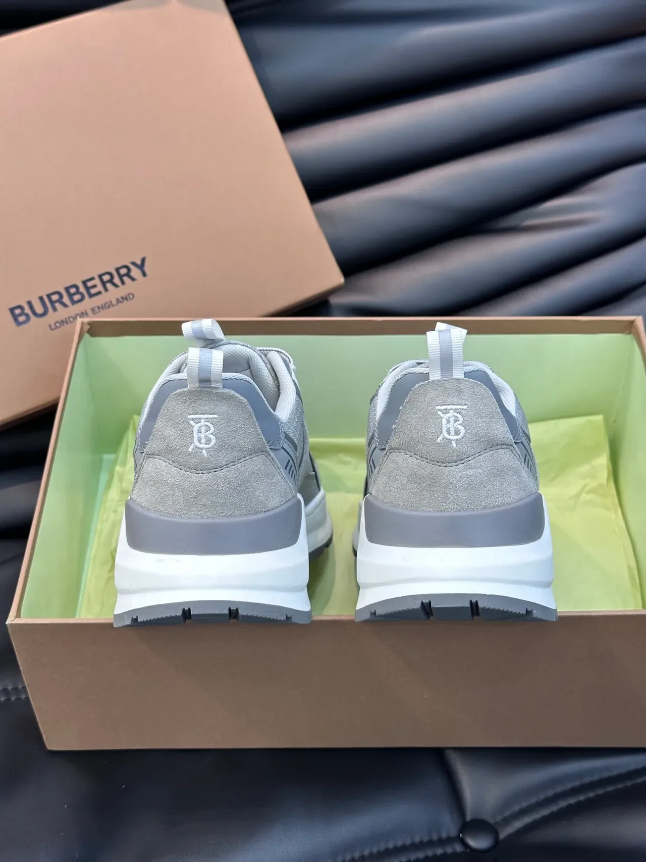Burberry Knight Gris Blanc Maille Et Synthétique En Couches Semelle Sculptée Sneakers Chunky 3