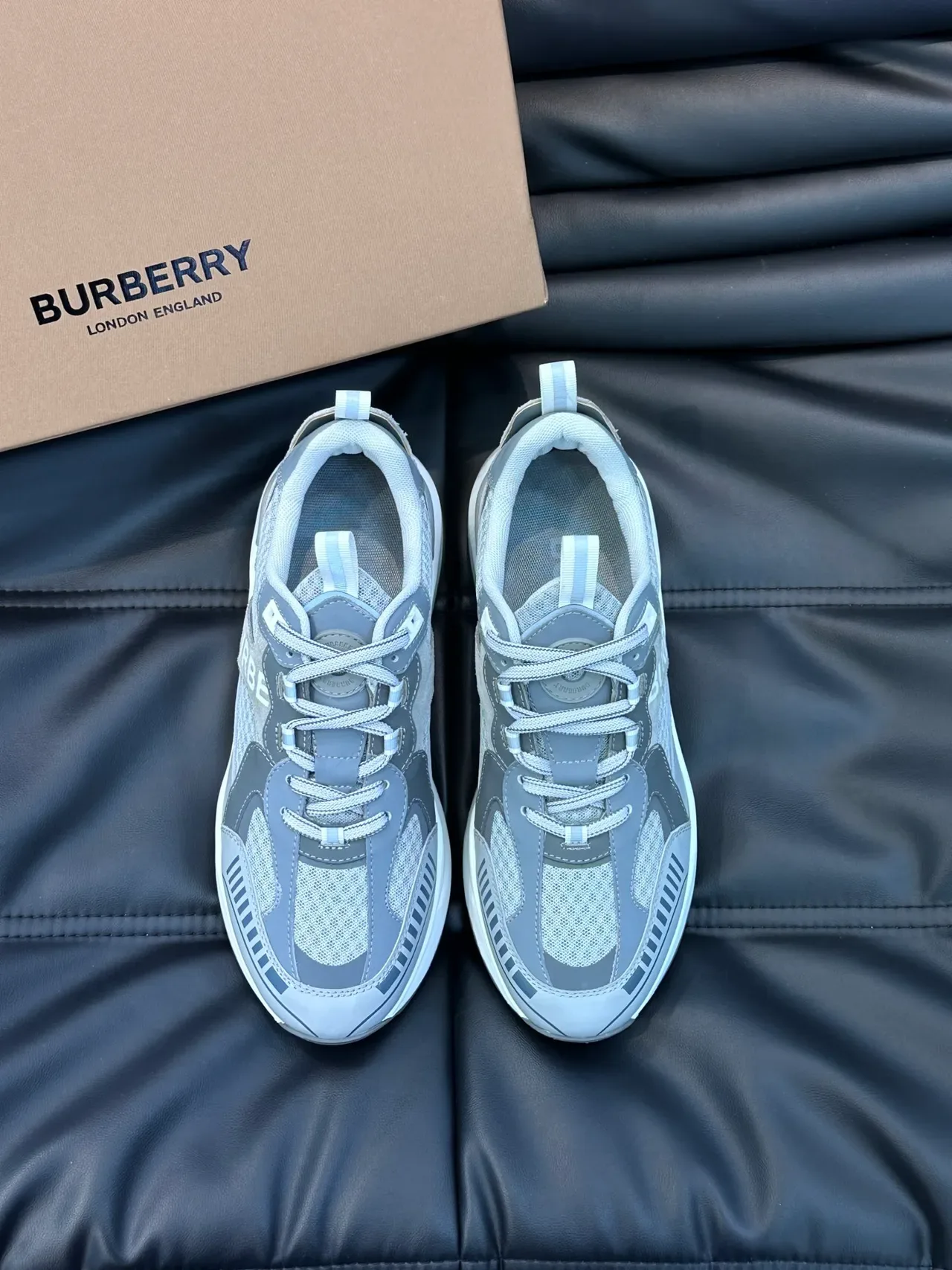 Burberry Knight Gris Blanc Maille Et Synthétique En Couches Semelle Sculptée Sneakers Chunky 5