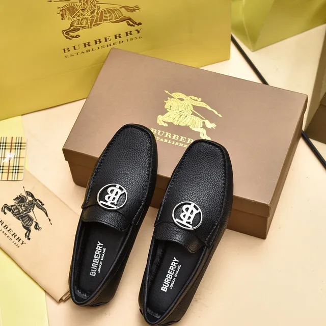 Burberry Knight Loafer Cuir noir texturé Mocassins slip-on 3
