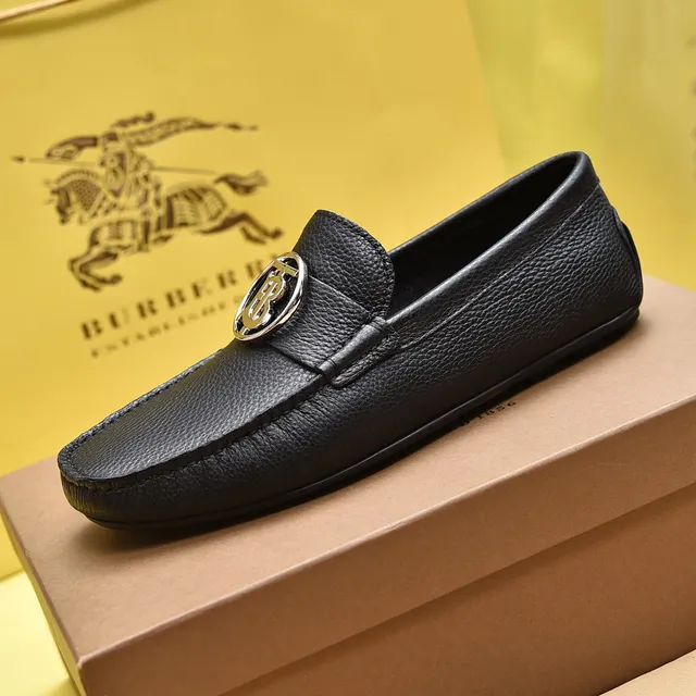 Burberry Knight Loafer Cuir noir texturé Mocassins slip-on 5
