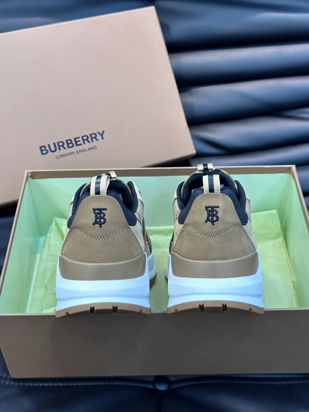 Burberry Lola Baskets Chunky Beige Noir à Carreaux 3