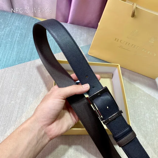 Burberry Reversible Textured Leather Belt 3