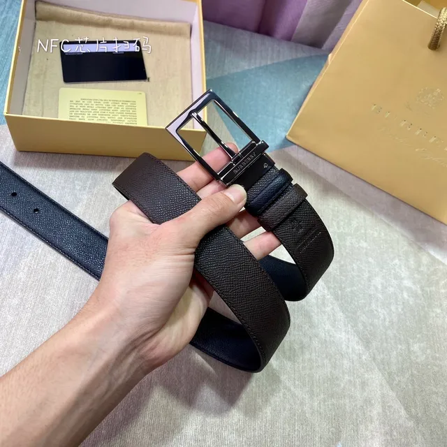 Burberry Reversible Textured Leather Belt 5