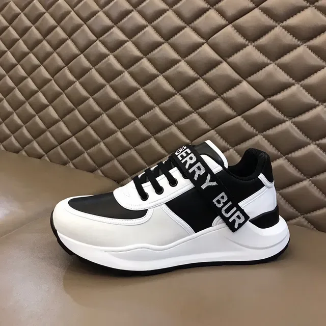 Burberry tênis lifestyle branco e preto com logo na correia de dois tons 5