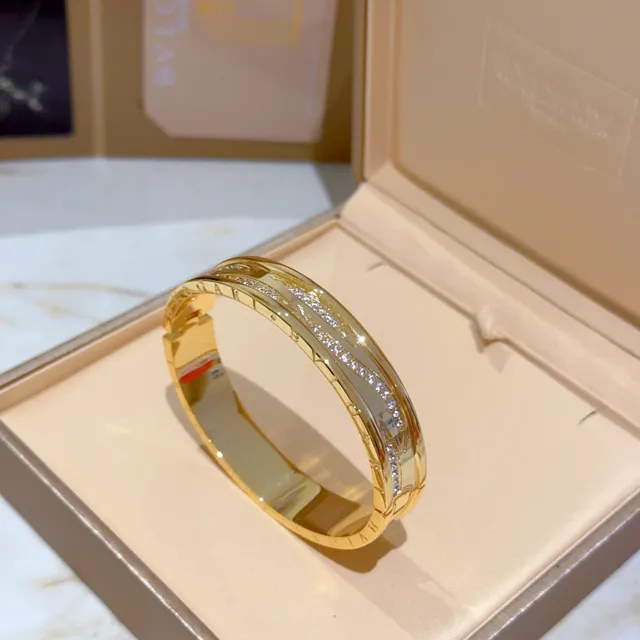 Bvlgari B.zero1 multi-bande Pavé-Set bracelet en or 6