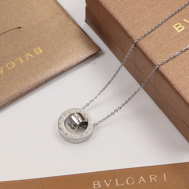 Bvlgari B.zero1 Rotating Double-Ring Pendant Necklace 7