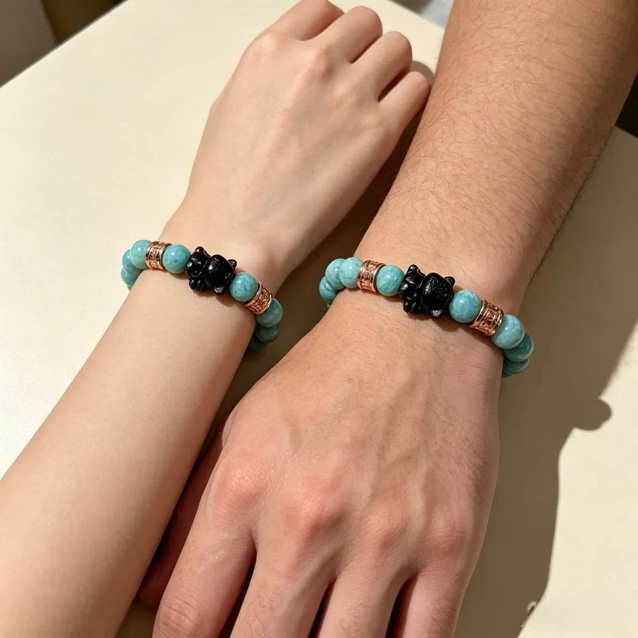 Bvlgari Bracelet à perles de pierre turquesa et charme noir 8