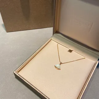 Bvlgari Divas’ Dream পালক মাতৃ মুক্তা এবং ডায়মন্ড হার