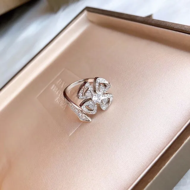 Bvlgari Fiorever Floral Pavé Diamond Ring 8