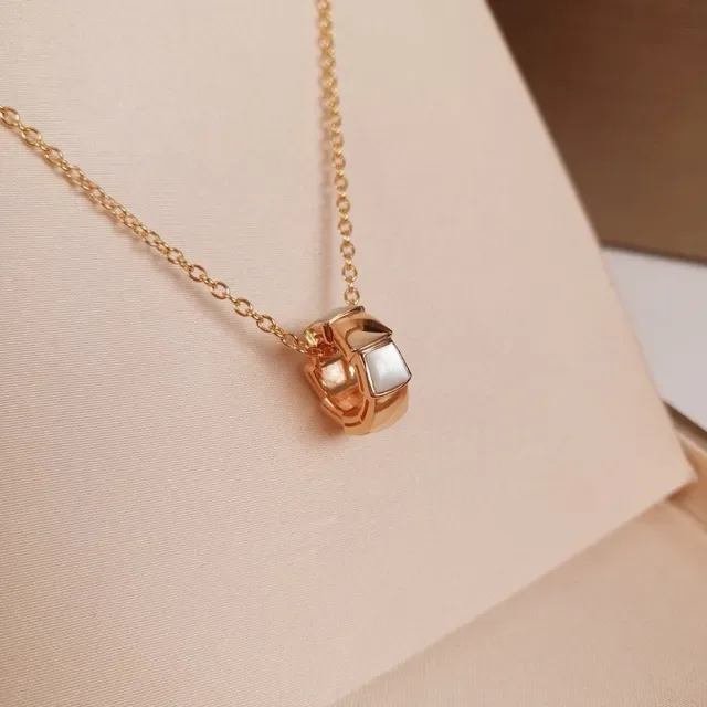 Bvlgari Geometric Faceted Rose Gold Mother-of-Pearl Necklace 9