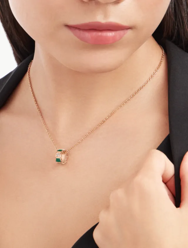 Bvlgari Chaîne d'Or Verte avec Émeraudes Engagées Pendentif Collier 8