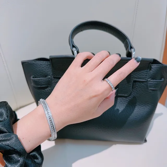 Bvlgari Pavé Bracelet à double rangée avec découpe géométrique dorée 7