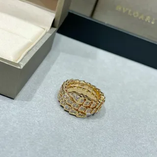 Bvlgari Serpenti Coiled Gold Pavé Diamond Ring