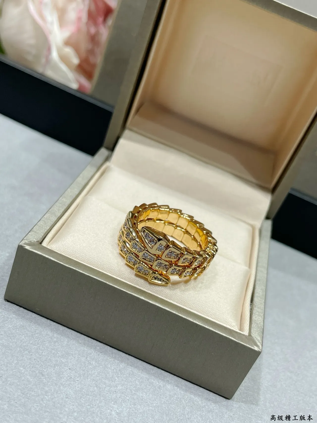 Bvlgari Serpenti Coiled Gold Pavé Diamond Ring 5