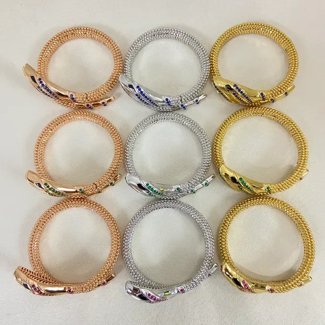 Bvlgari Serpenti Bracelet Or Rose Serpent Enroulé Rubis Pavé 2