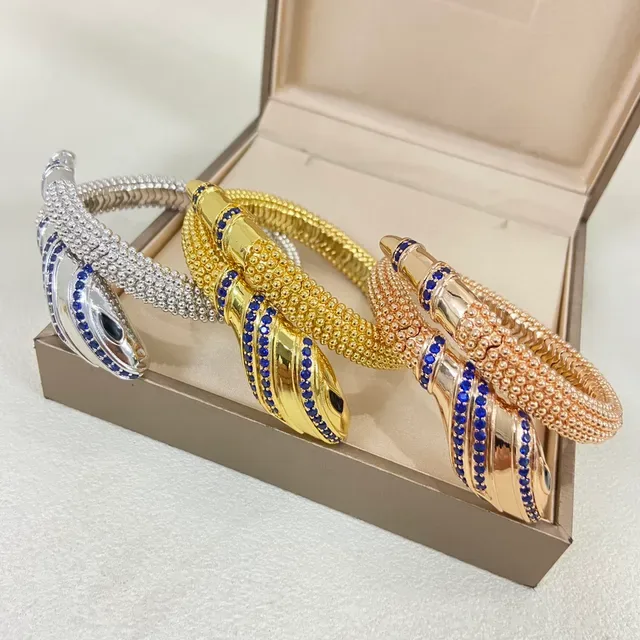 Bvlgari Serpenti Bracelet Or Rose Serpent Enroulé Rubis Pavé 7