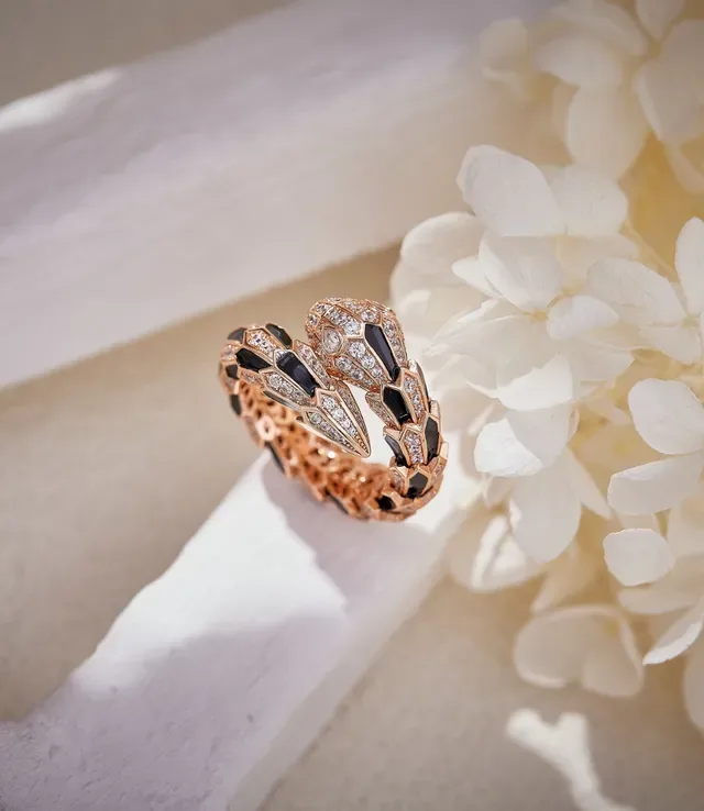 Bvlgari Serpenti Anel Ouro Rosa Esmalte Preto Diamante 3
