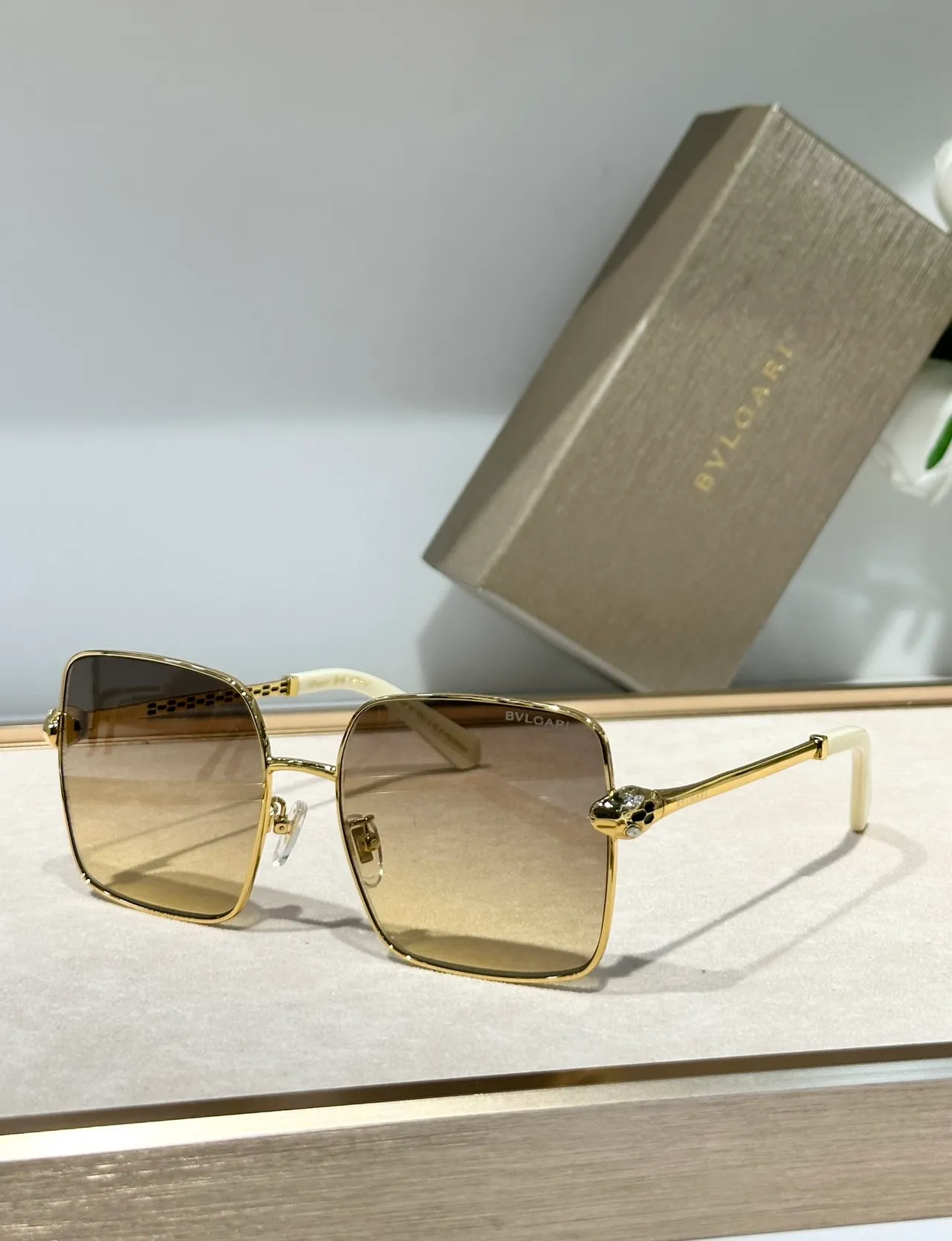 Bvlgari Serpenti Square Gradient Lens Sunglasses 7