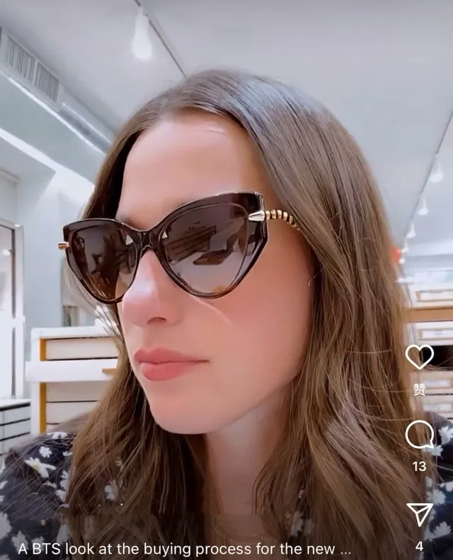 Bvlgari Branco e Dourado Montura de Acetato Silhueta Ocular Óculos de Sol 2
