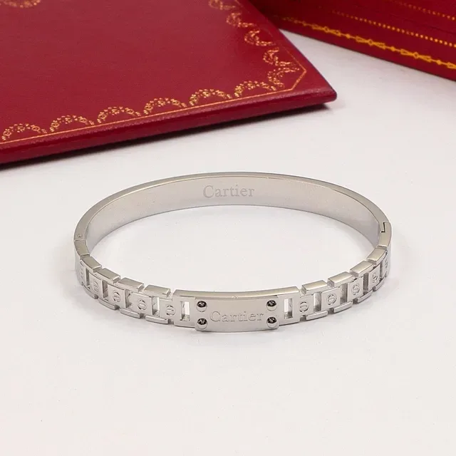 سوارة Cartier Juste un Clou ذهبي وردي أصفر فضي 3