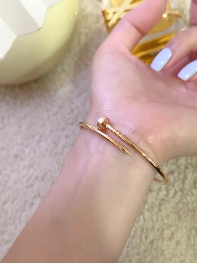 Cartier Juste un Clou Bracelet fin en or à fermeture à tête de vis 3