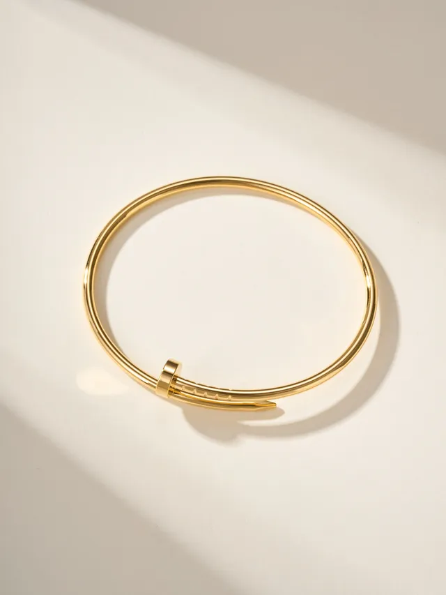 Cartier Juste un Clou Bracelet fin en or à fermeture à tête de vis 13