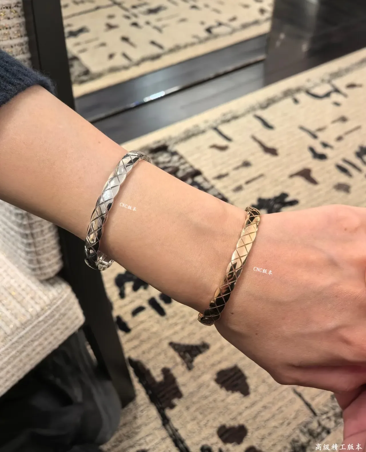 Cartier Juste un Clou Bracelet Or Émaillé Matelassé 9
