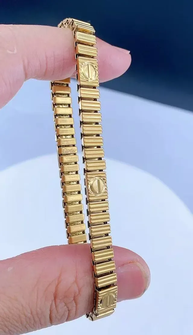 Cartier Love 手链 玫瑰金 银色 黄金 金属 5